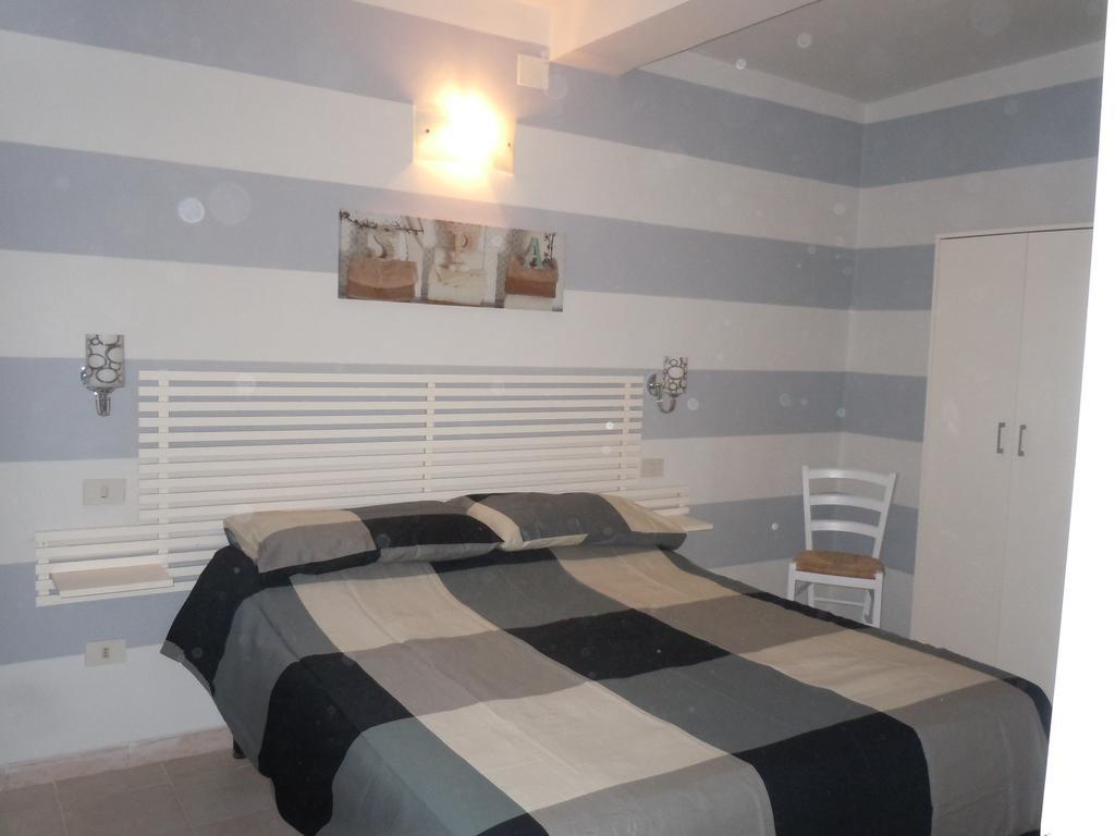 Su Per I Coppi Hotel Манарола Екстериор снимка