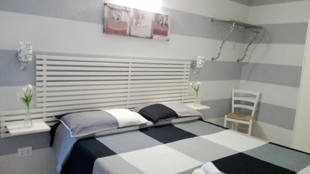 Su Per I Coppi Hotel Манарола Екстериор снимка